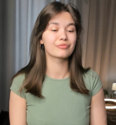 looking makes it hot_109