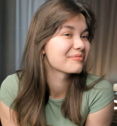 looking makes it hot_109