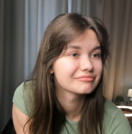 looking makes it hot_109