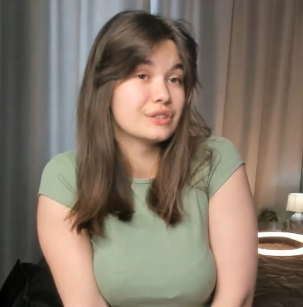 looking makes it hot_109