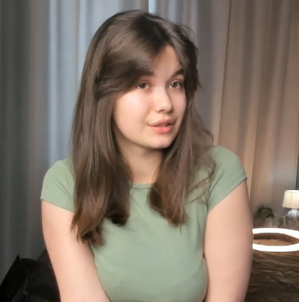 looking makes it hot_109