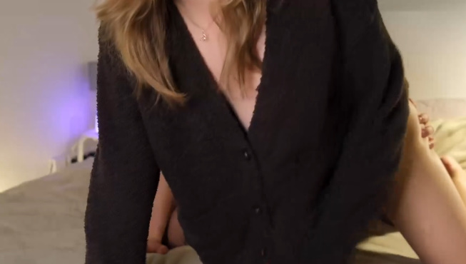 looking makes it hot_111