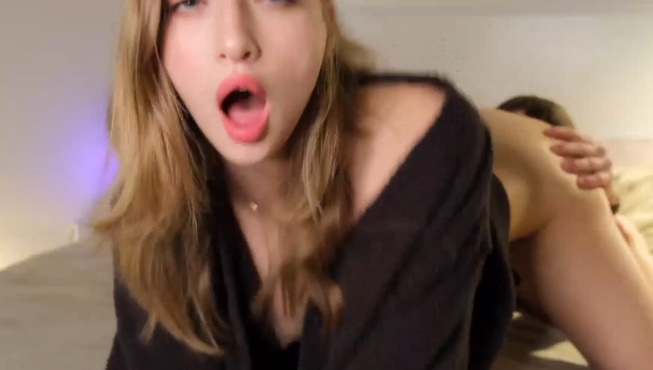 looking makes it hot_111