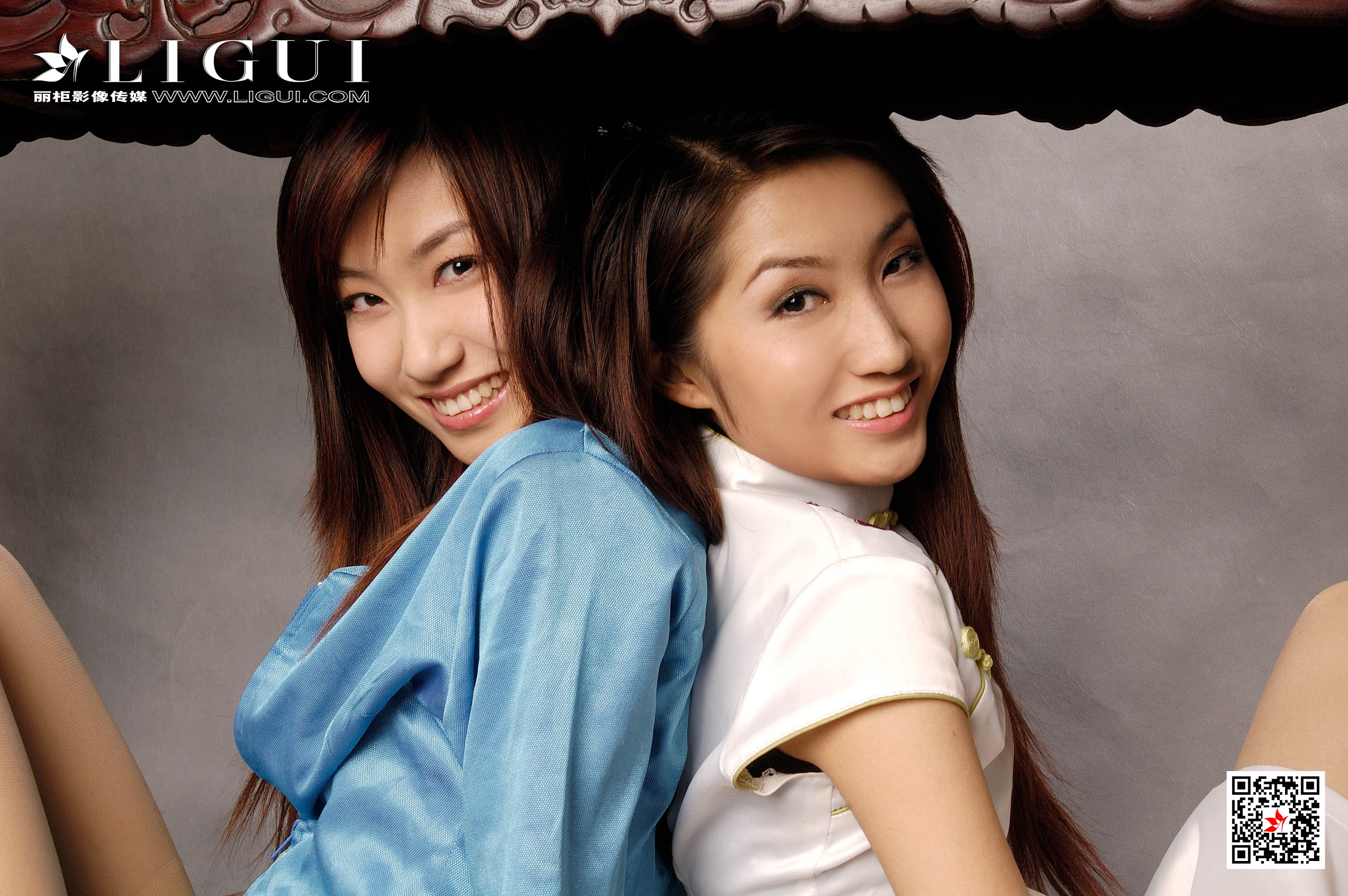 Foot Fetish Twin Flowers 71