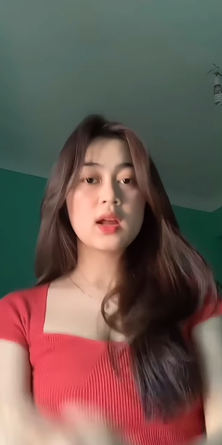 looking makes it hot_118