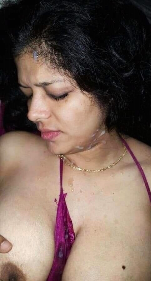 Indian beautiful aunty old collection