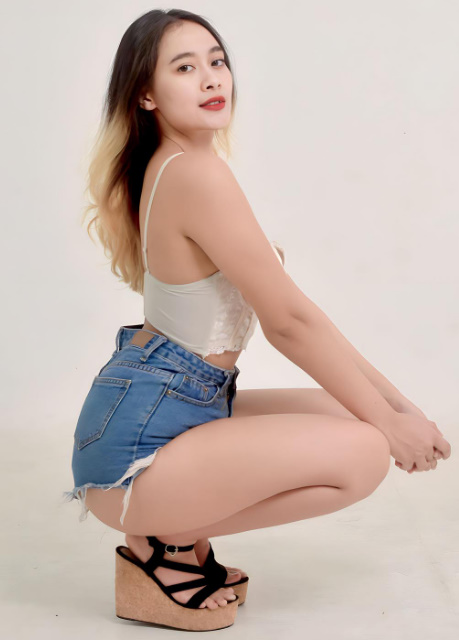 looking makes it hot_120