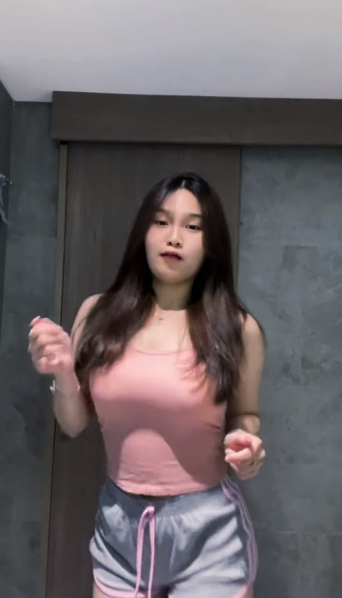 looking makes it hot_120