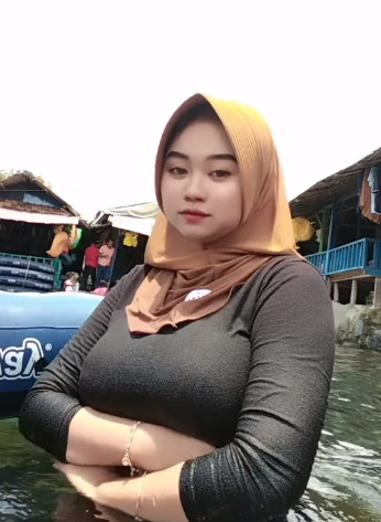 looking makes it hot_123