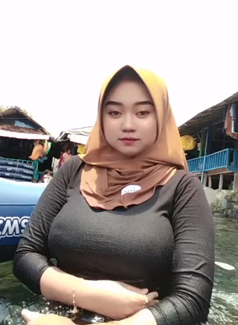 looking makes it hot_123