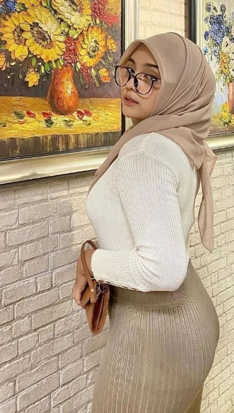 looking makes it hot_123