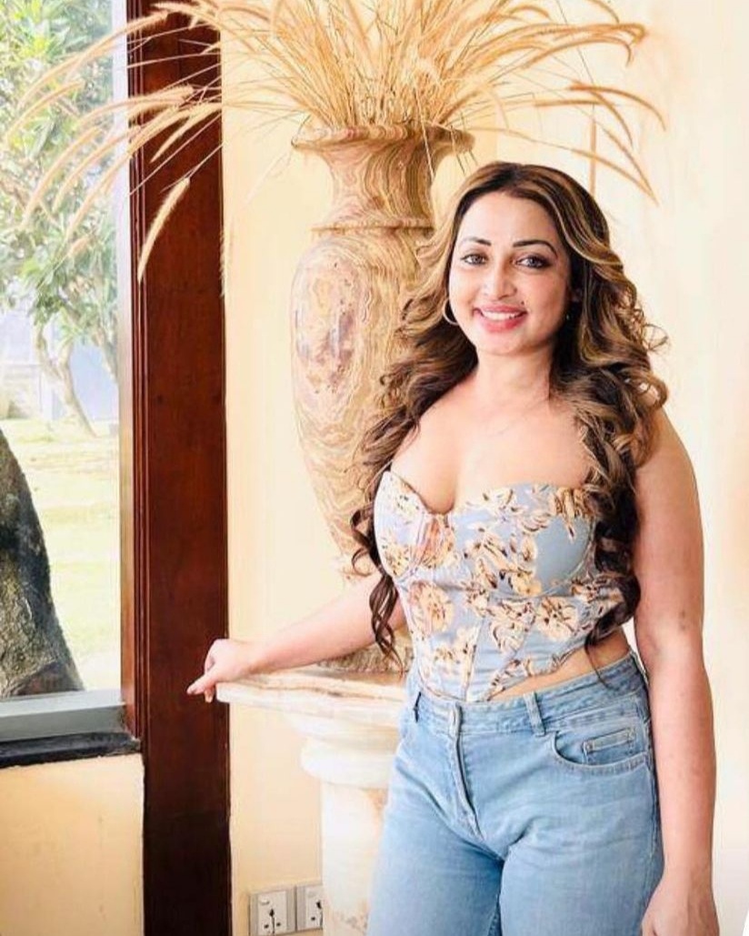 Indian beautiful girl pic