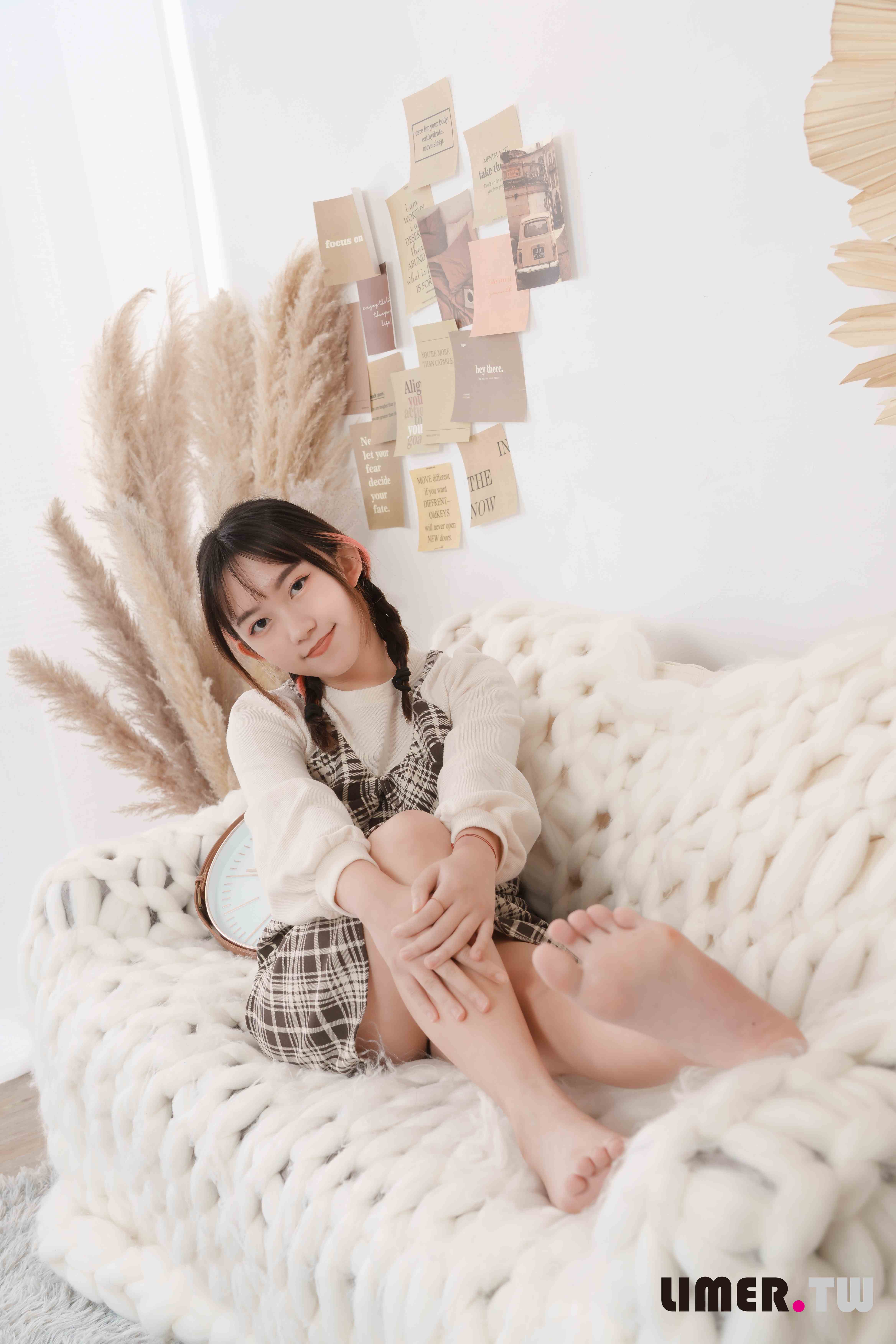 China Beauty Legs and feet 645