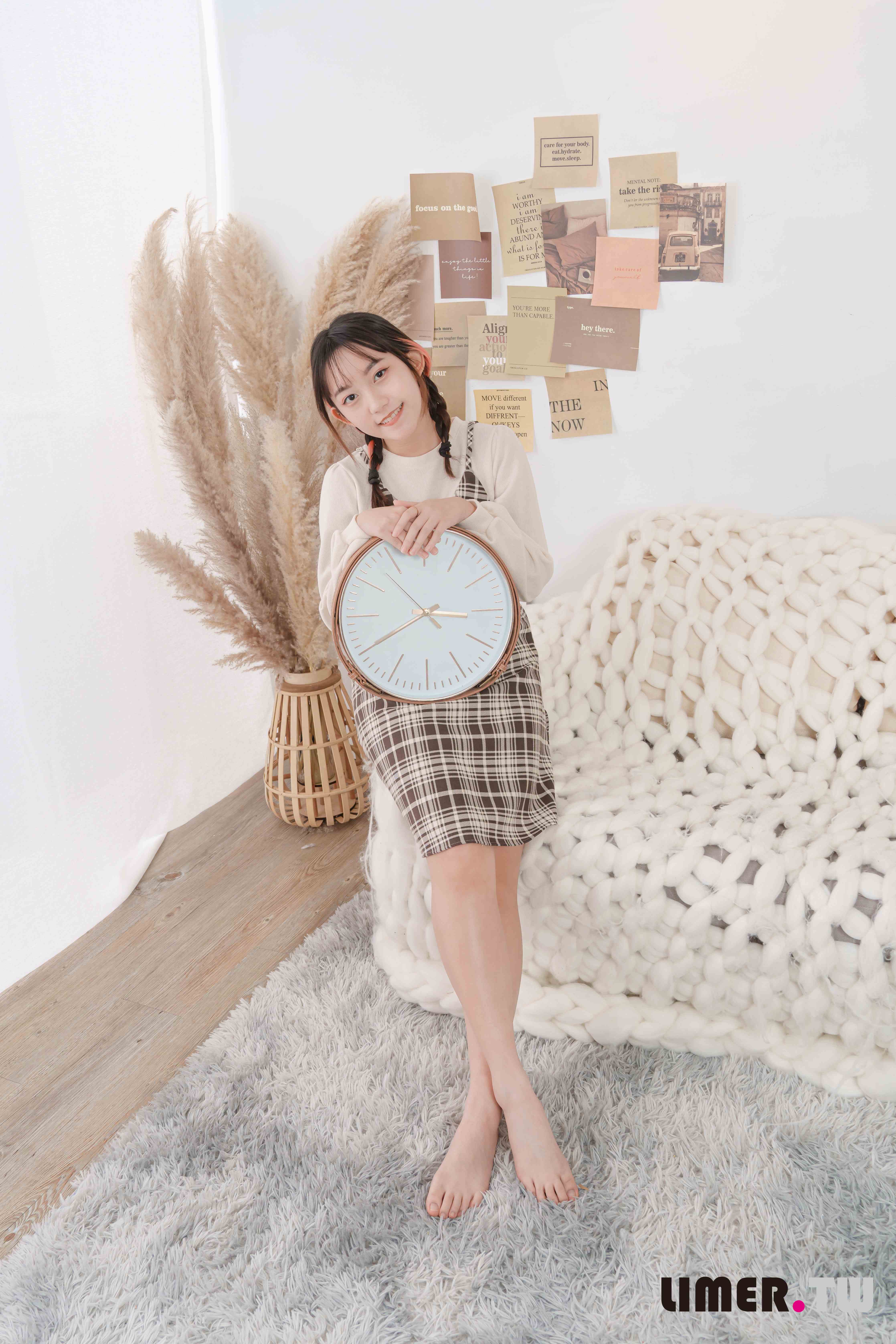 China Beauty Legs and feet 645