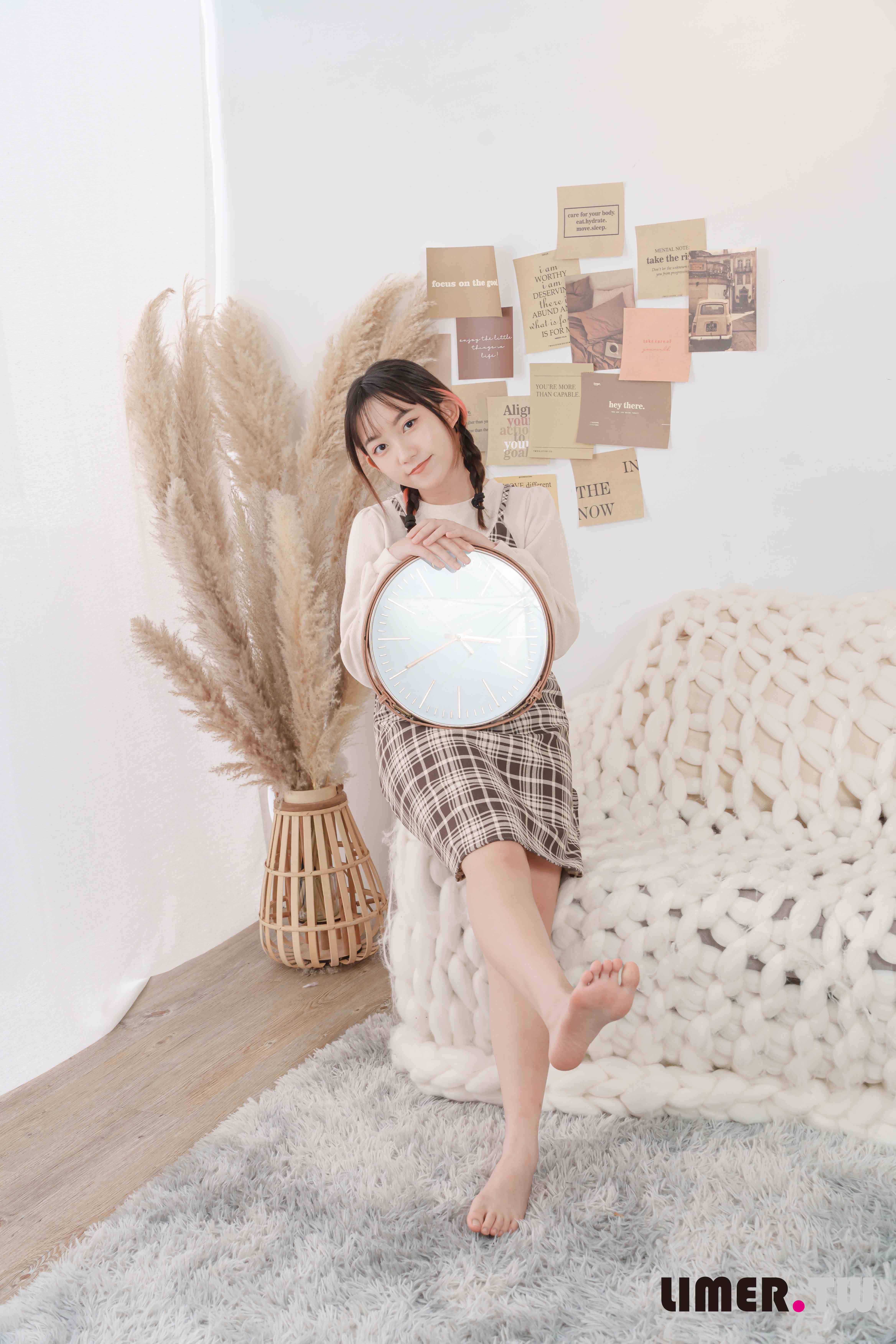 China Beauty Legs and feet 645