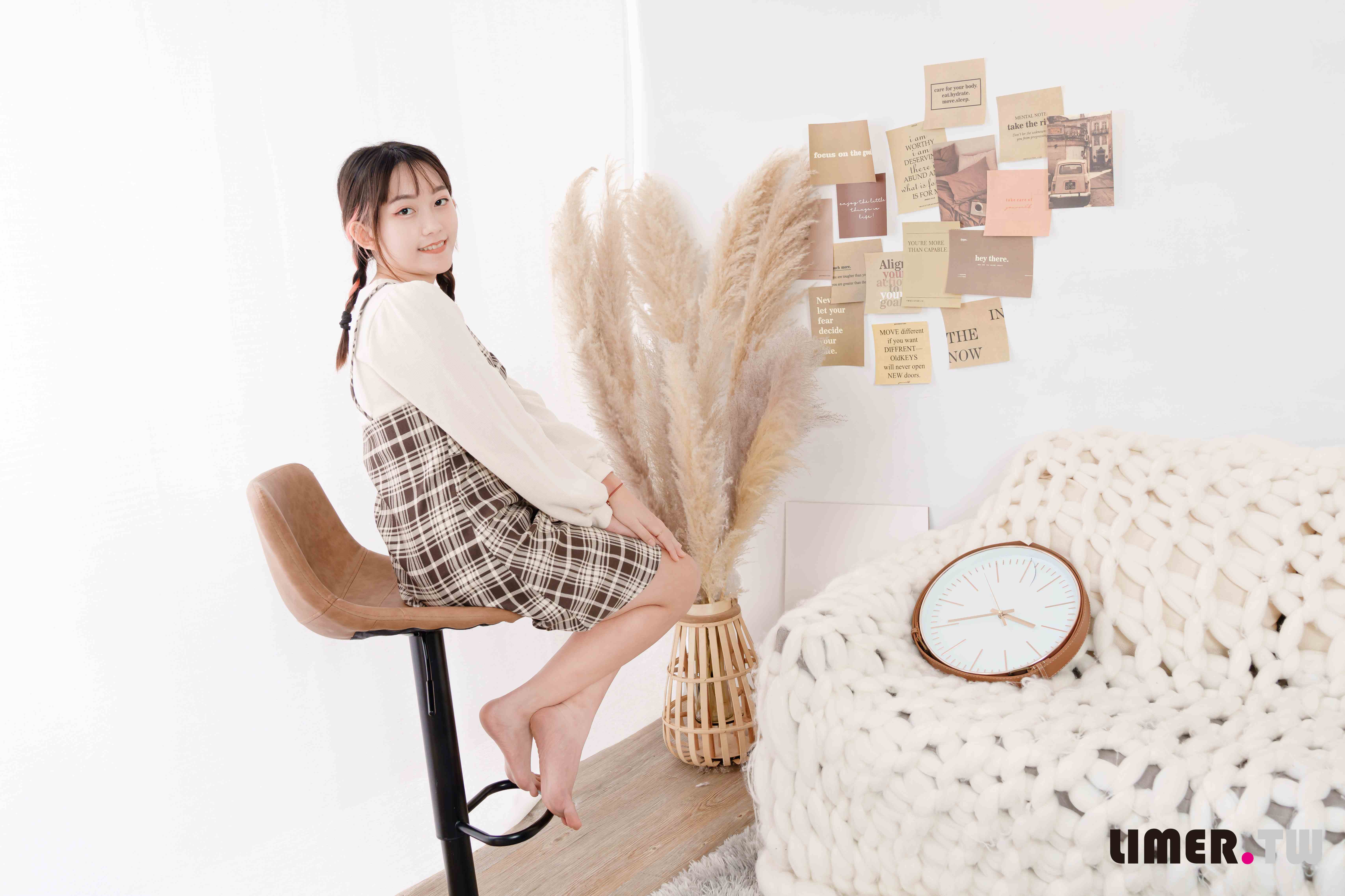 China Beauty Legs and feet 645