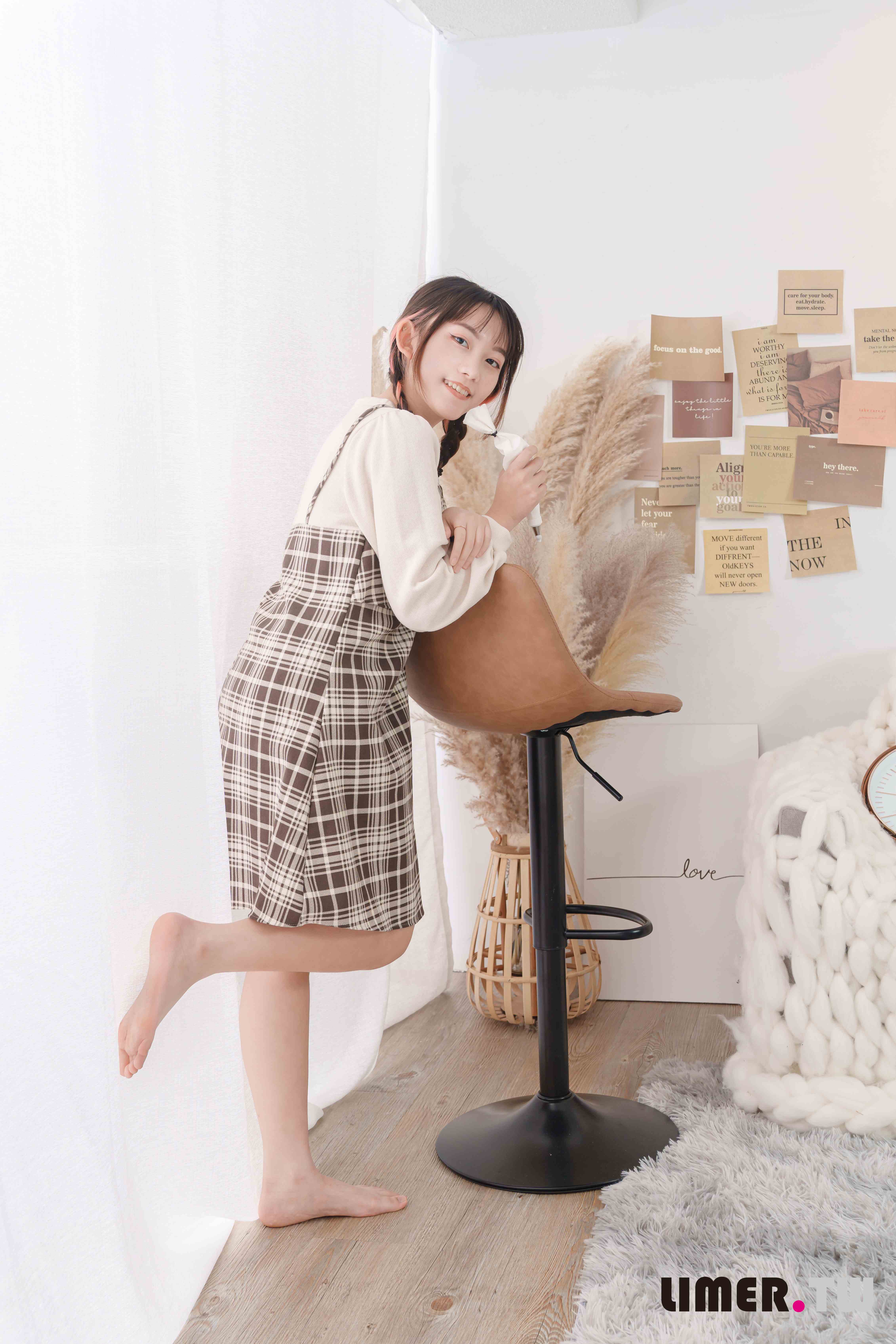 China Beauty Legs and feet 645