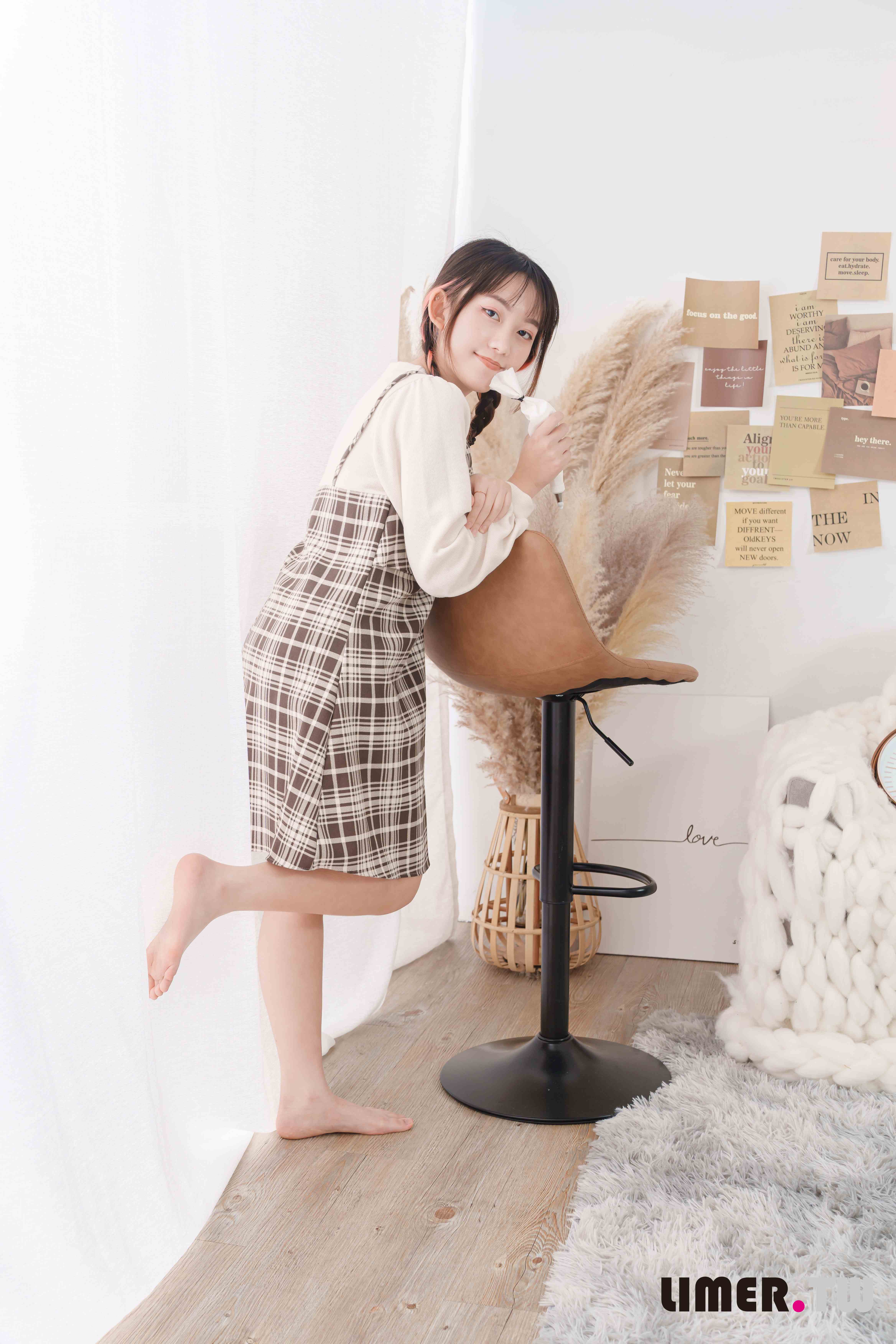 China Beauty Legs and feet 645