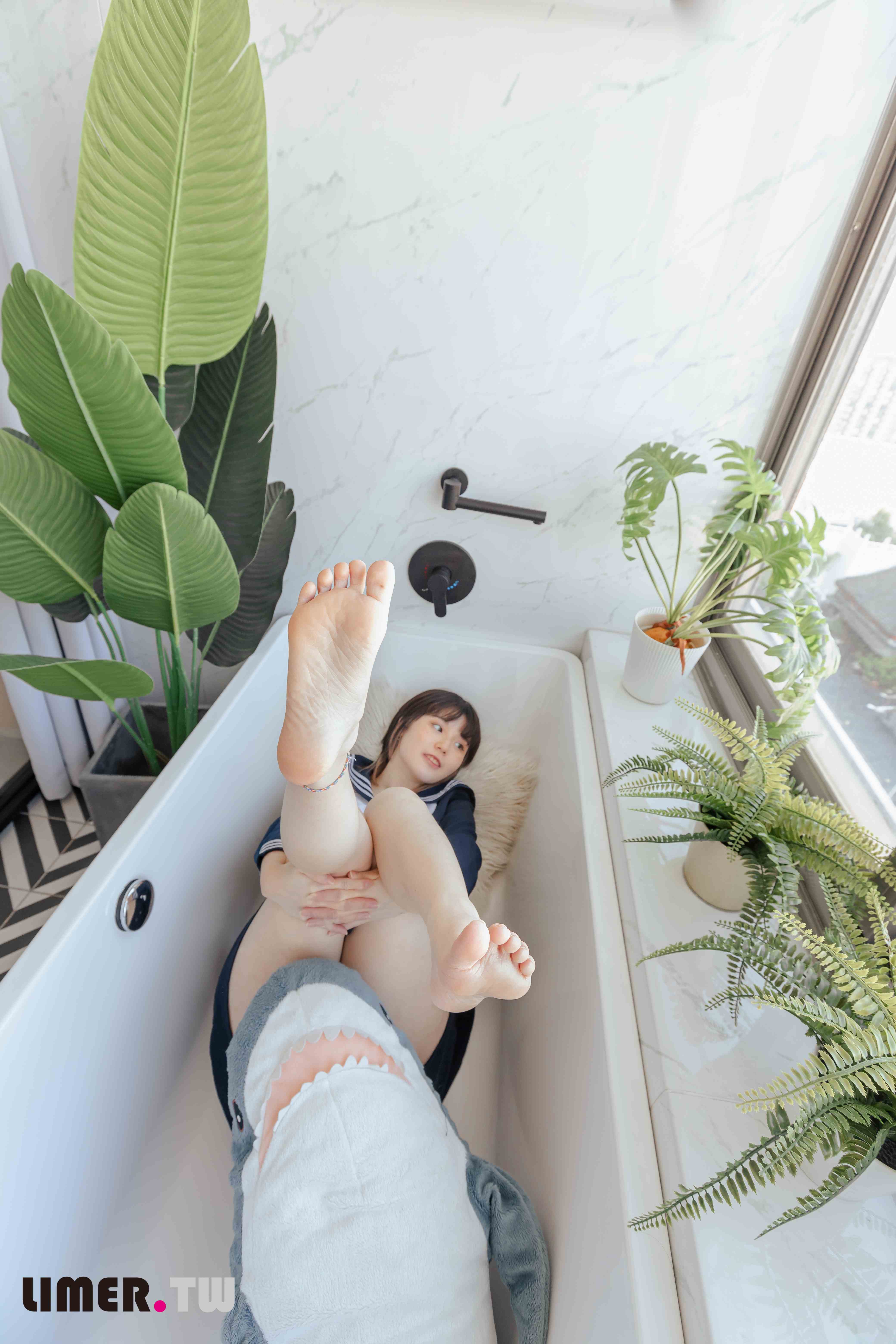 China Beauty Legs and feet 647