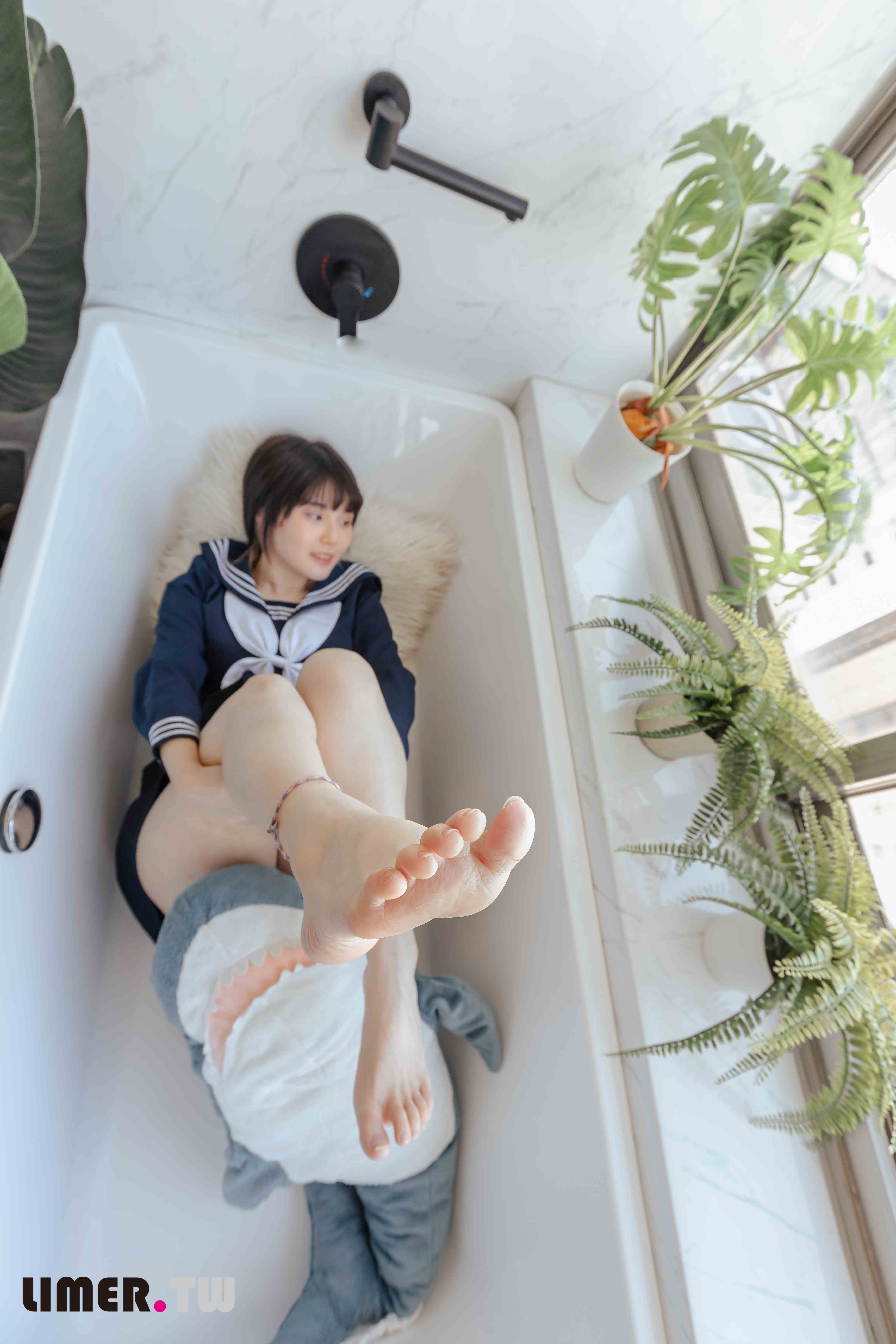 China Beauty Legs and feet 647