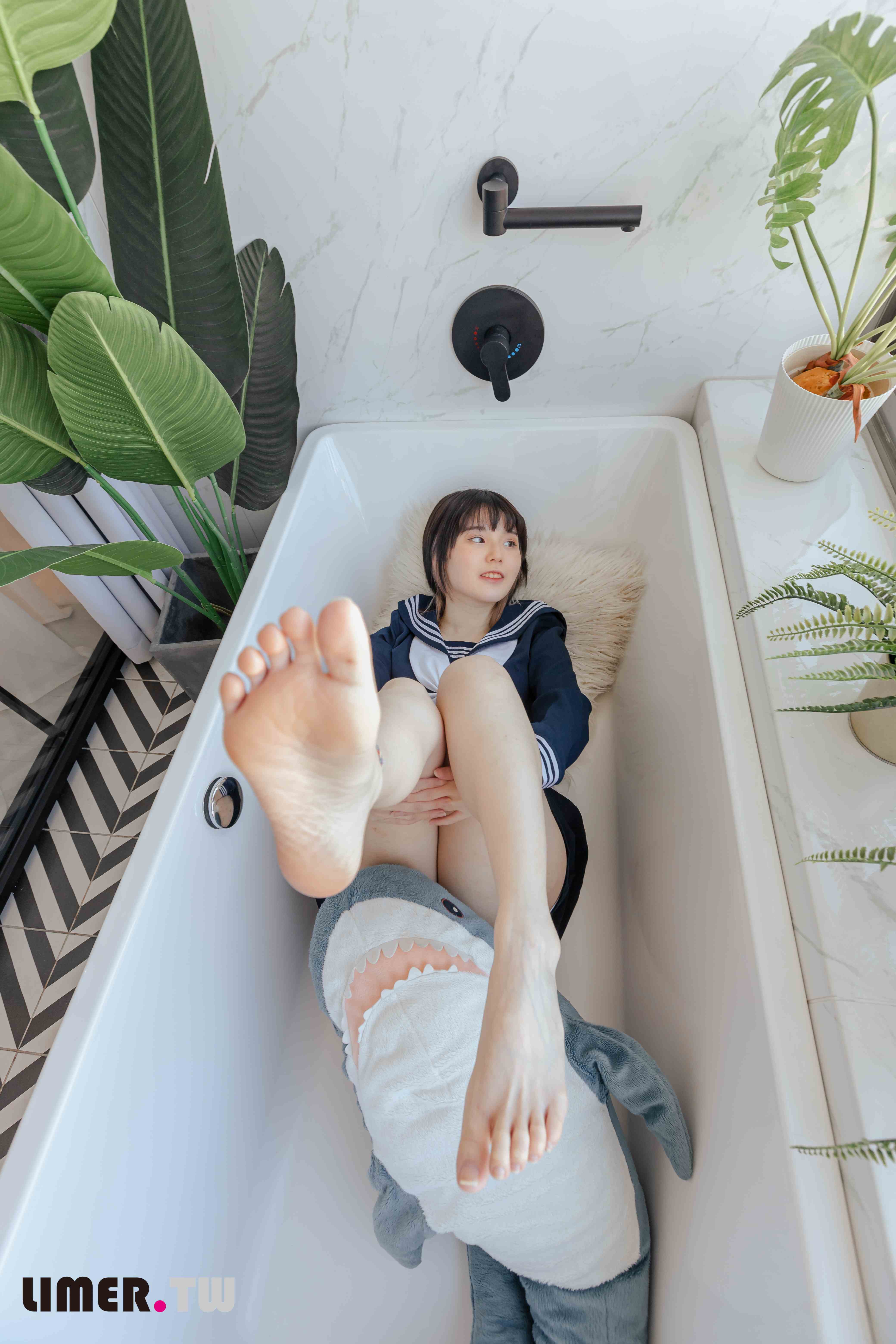 China Beauty Legs and feet 647