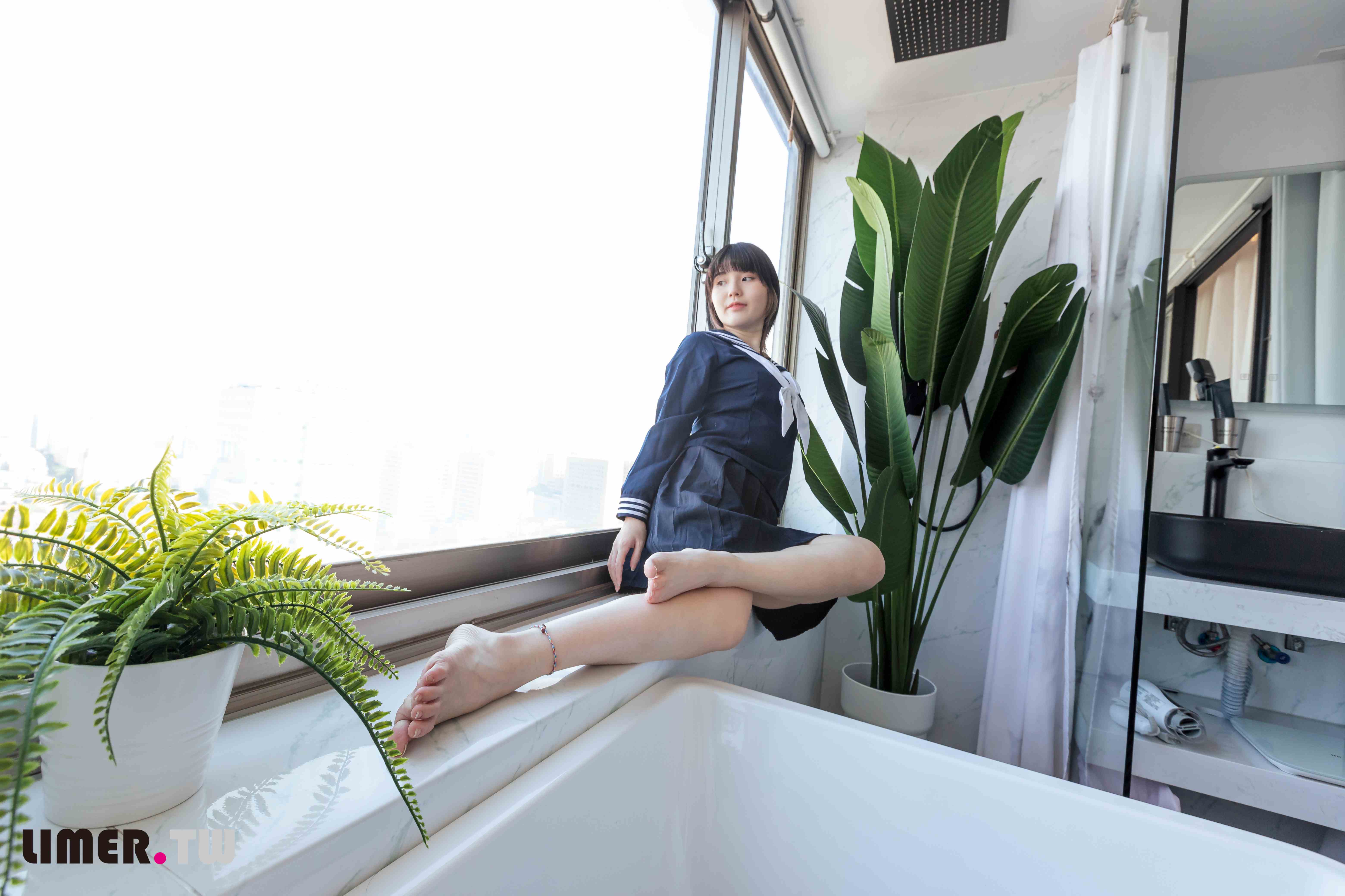 China Beauty Legs and feet 647