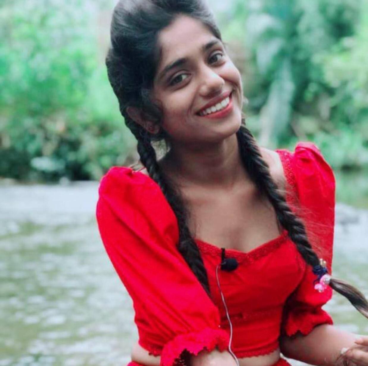 Indian pussy show cute girl