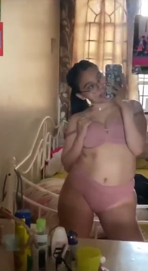 looking makes it hot_161