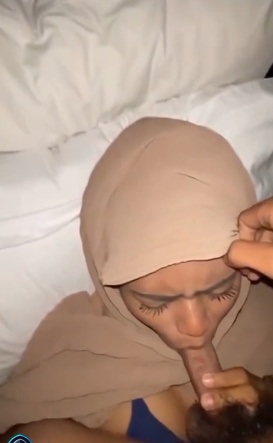 looking makes it hot_161