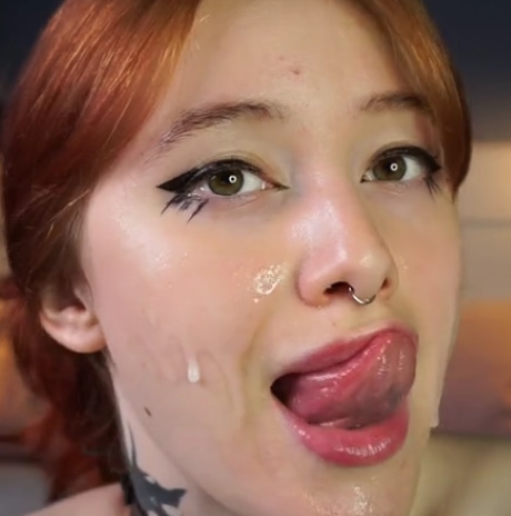 looking makes it hot_164