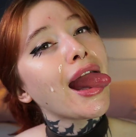 looking makes it hot_164