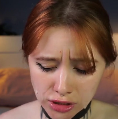 looking makes it hot_164