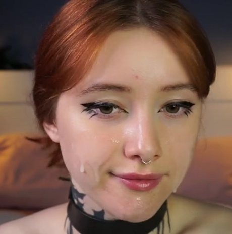 looking makes it hot_164