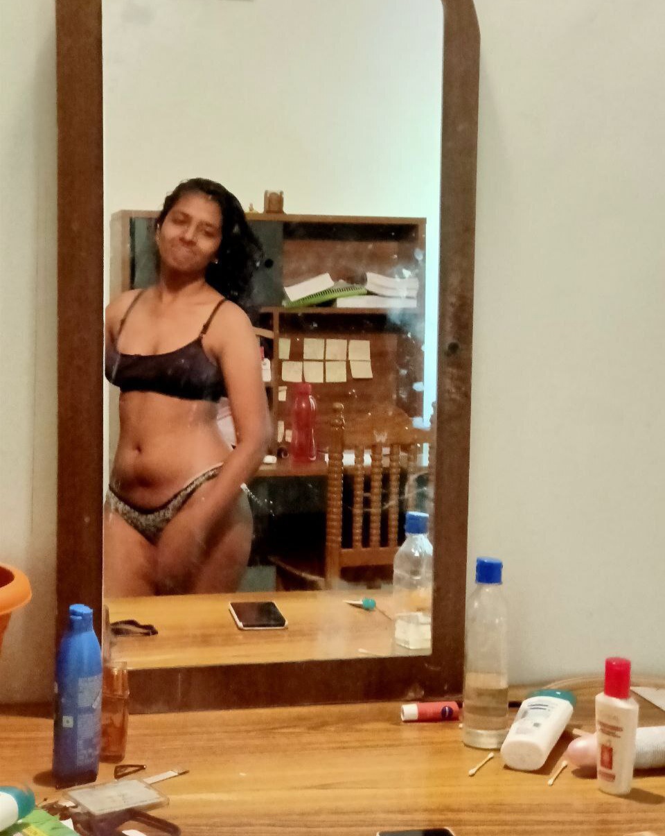 Beautiful Hot Boobs Slim Lover Pics