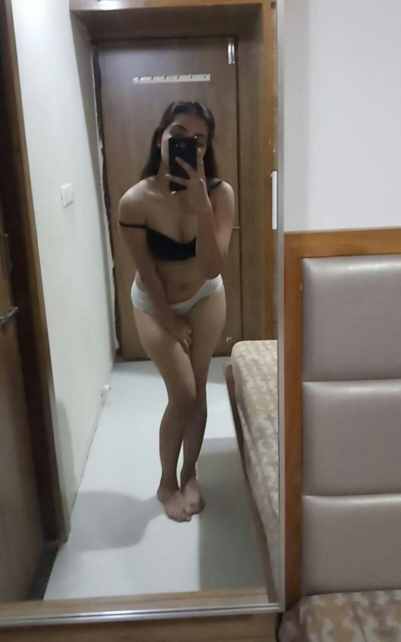 Indian beautiful mallu girl pic