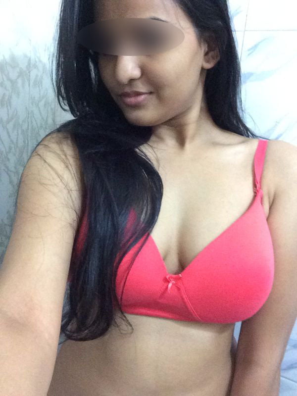 Indian Desi Beauty Bebe pic