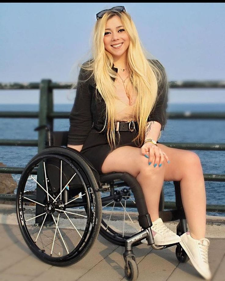 sexy women in wheelchairs