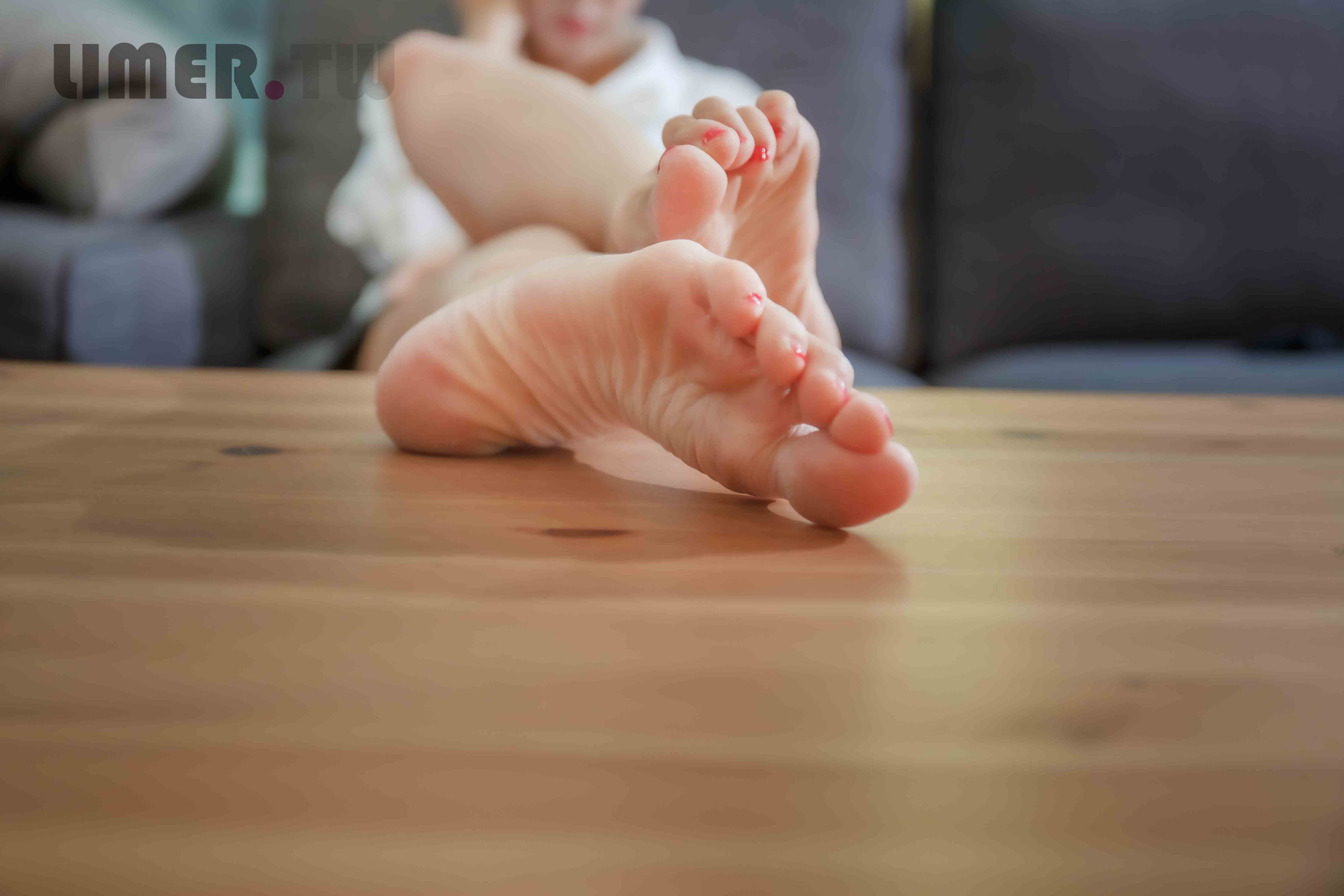 China Beauty Legs and feet 651