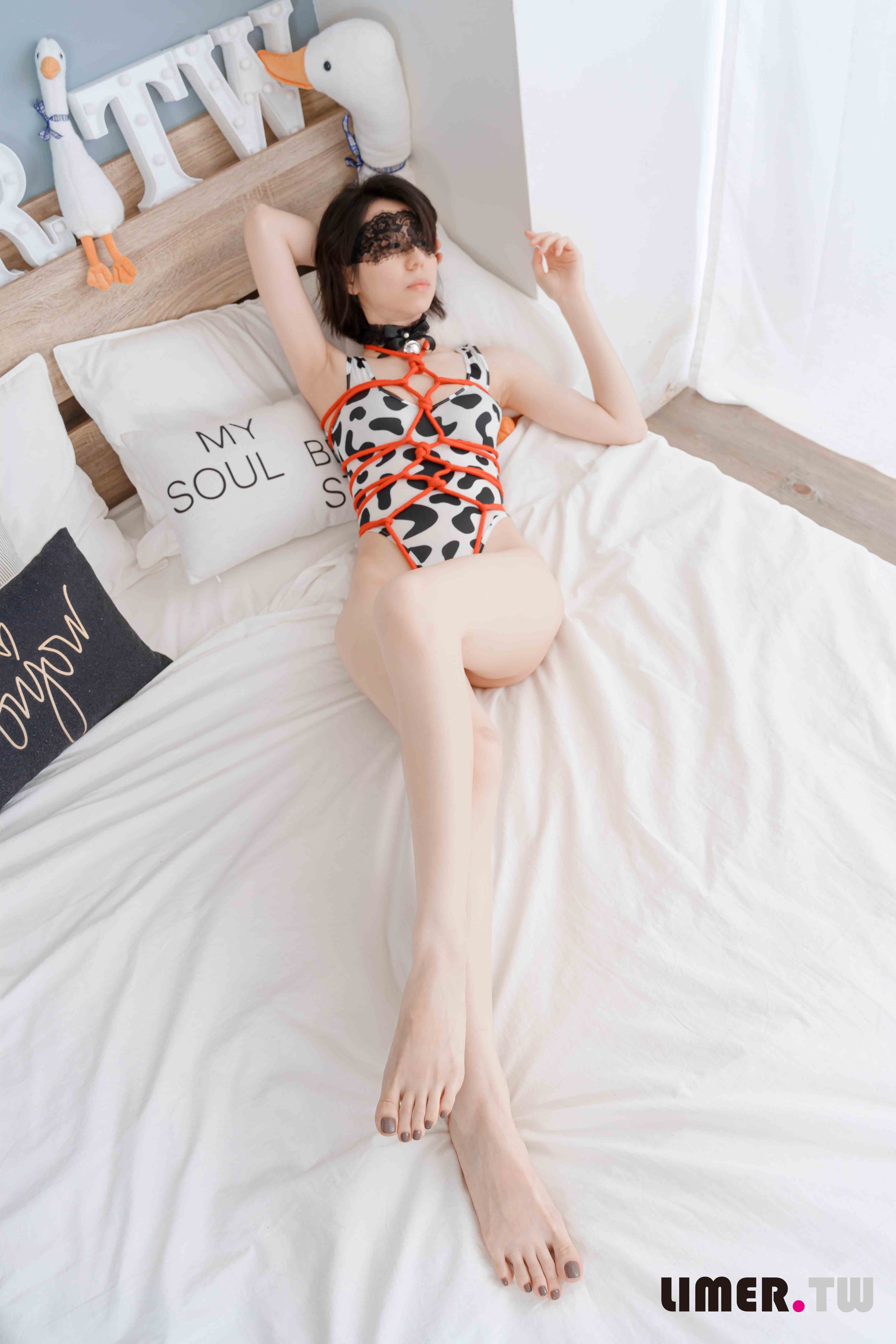 China Beauty Legs and feet 652