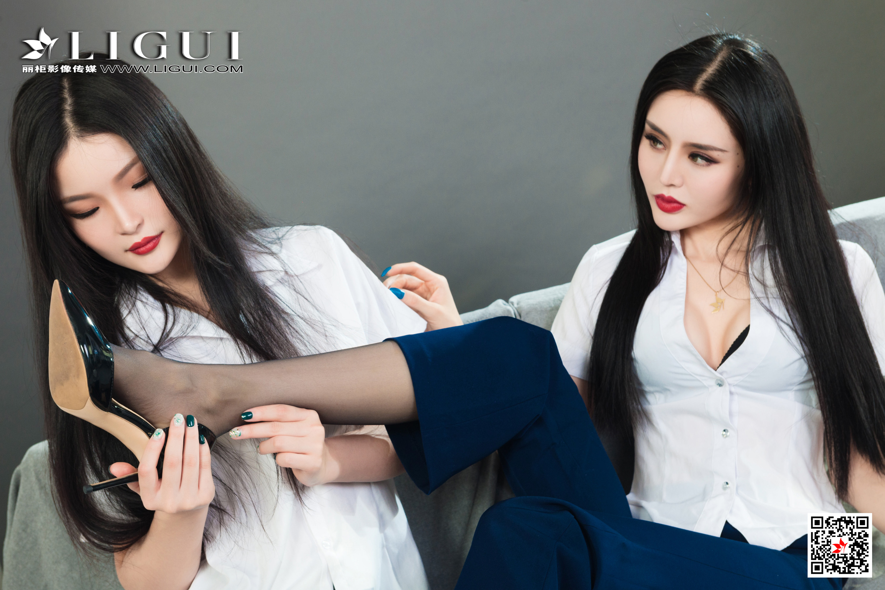 Foot Fetish Twin Flowers 79