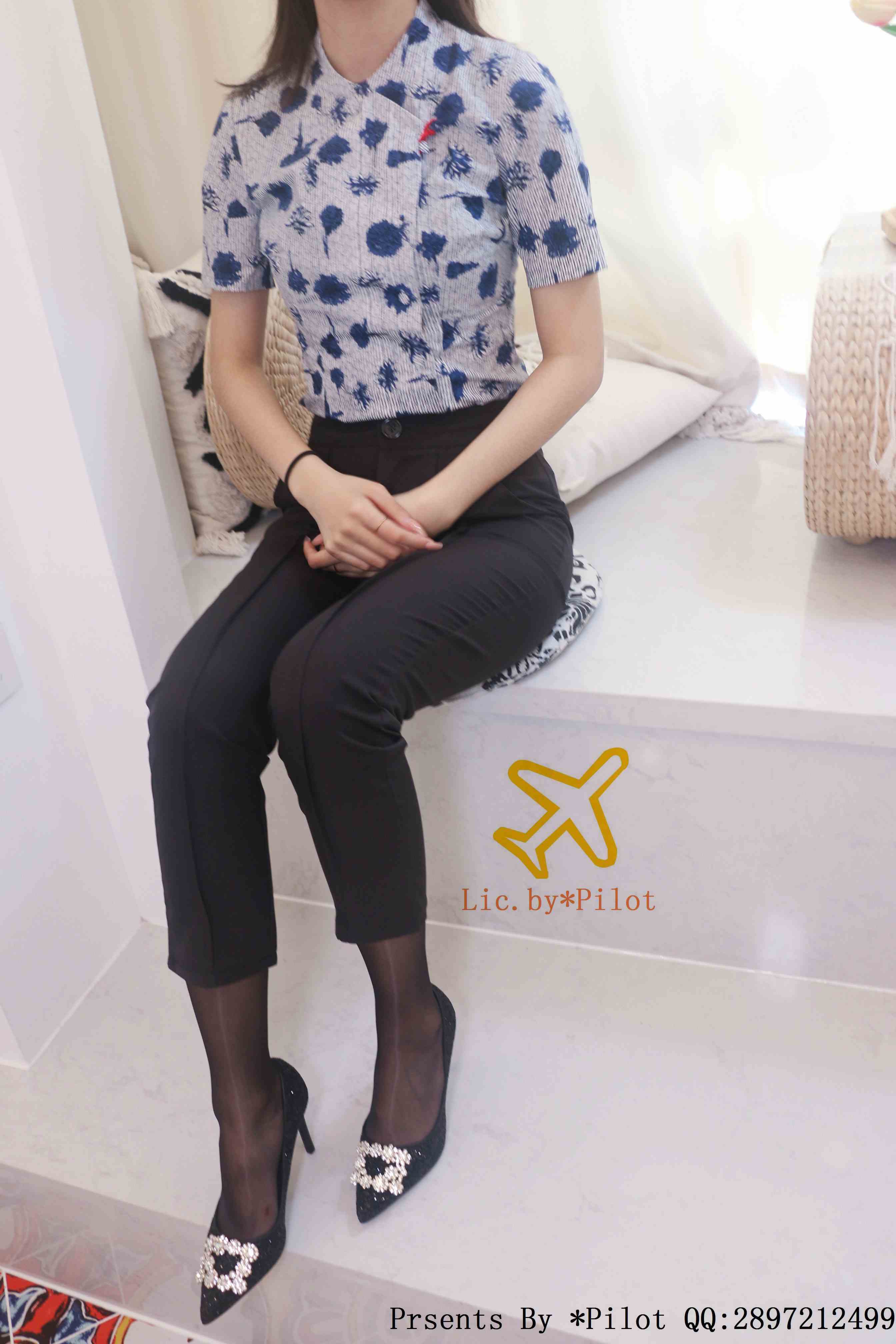 China Beauty Legs and feet 657