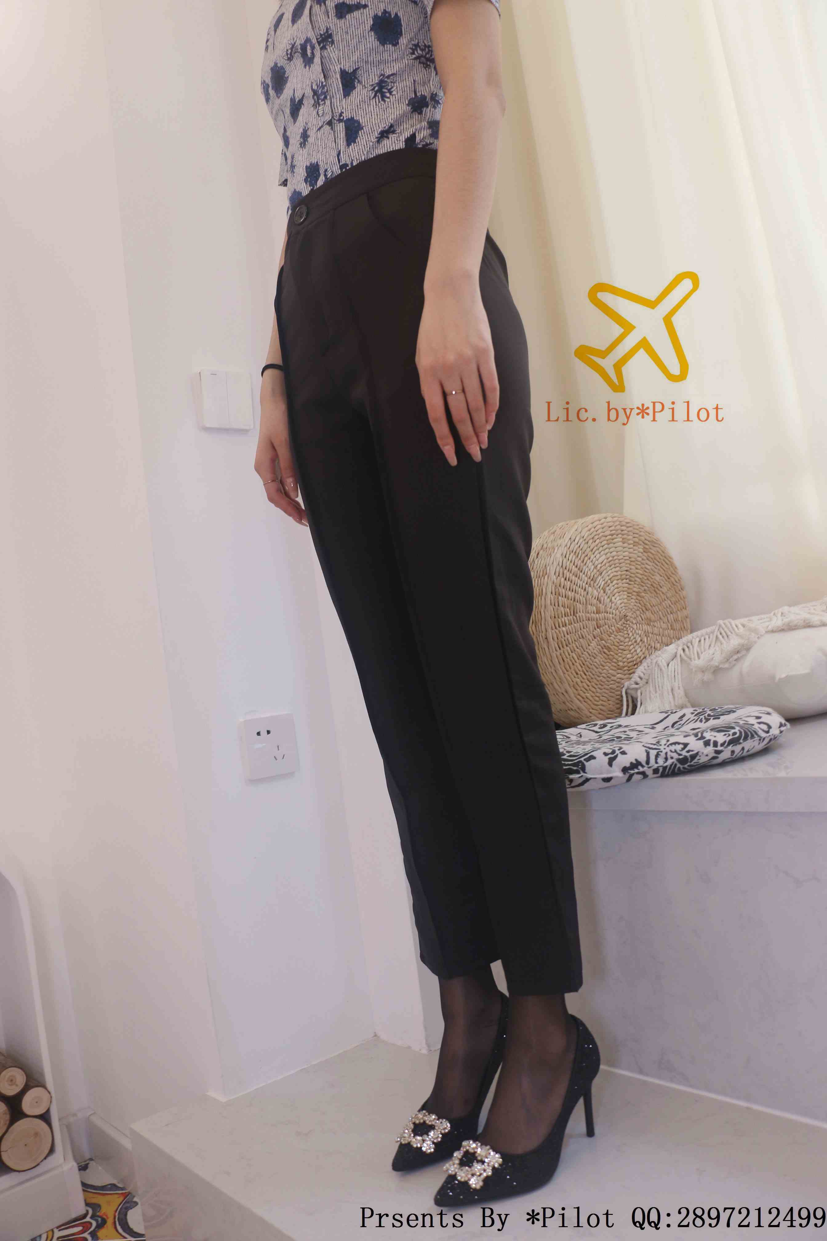 China Beauty Legs and feet 657