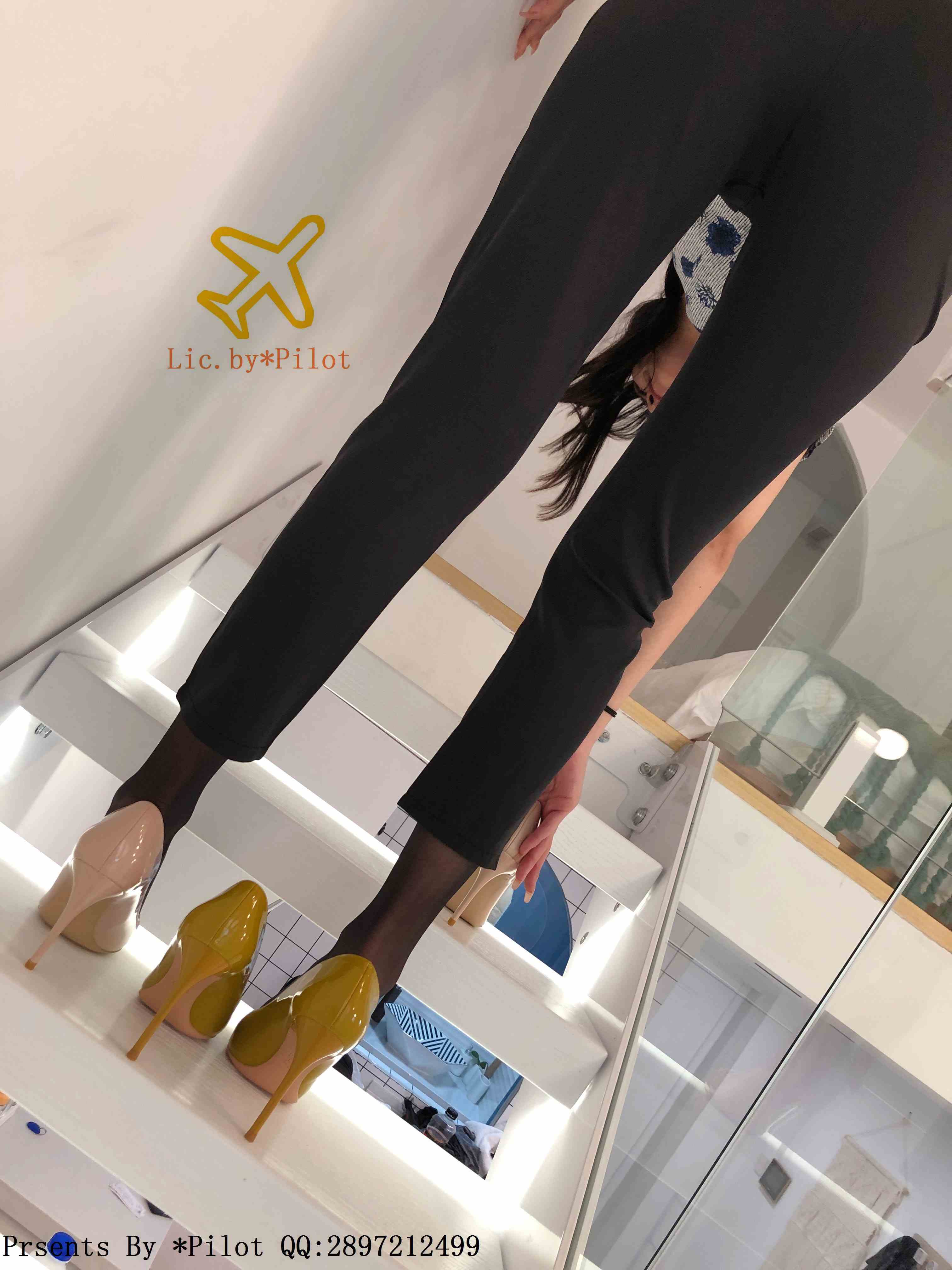 China Beauty Legs and feet 657