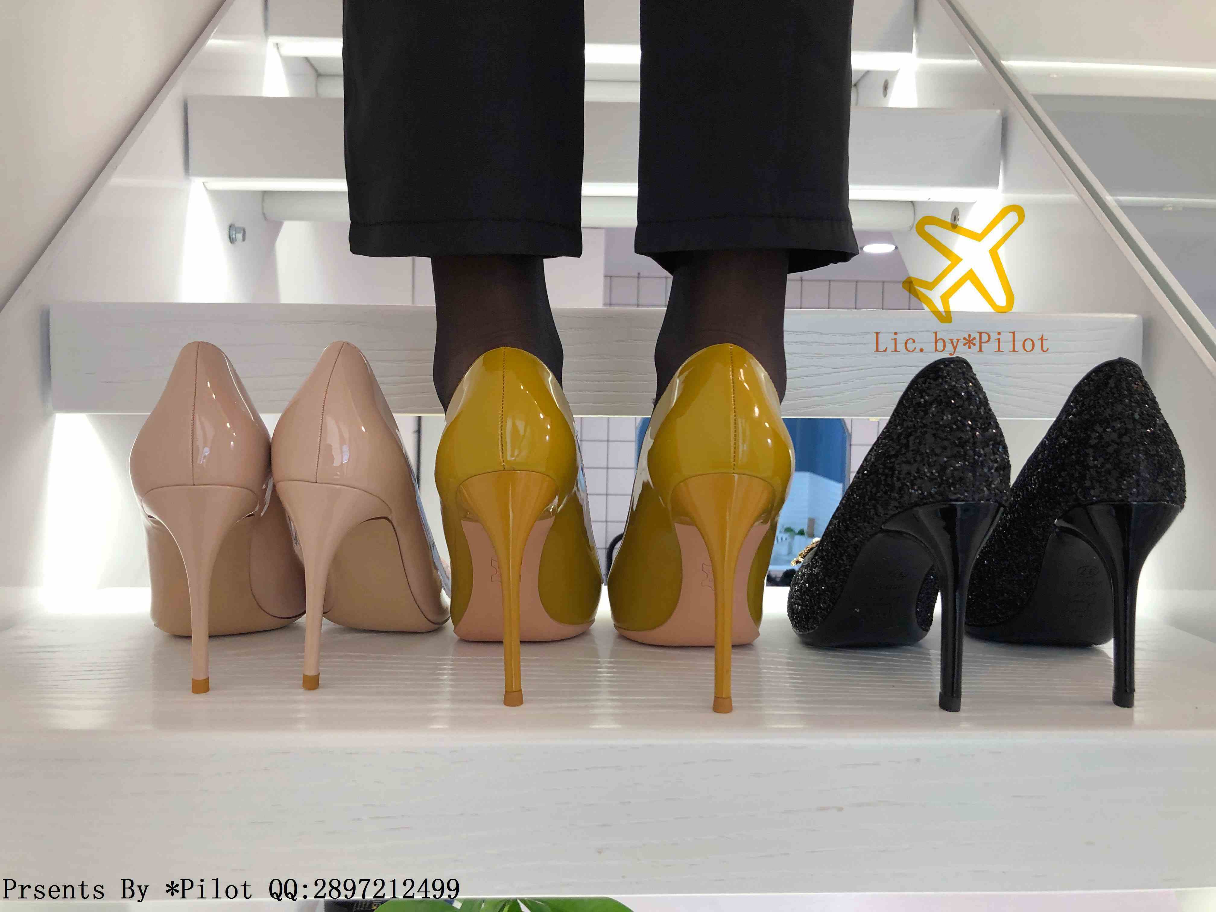 China Beauty Legs and feet 657