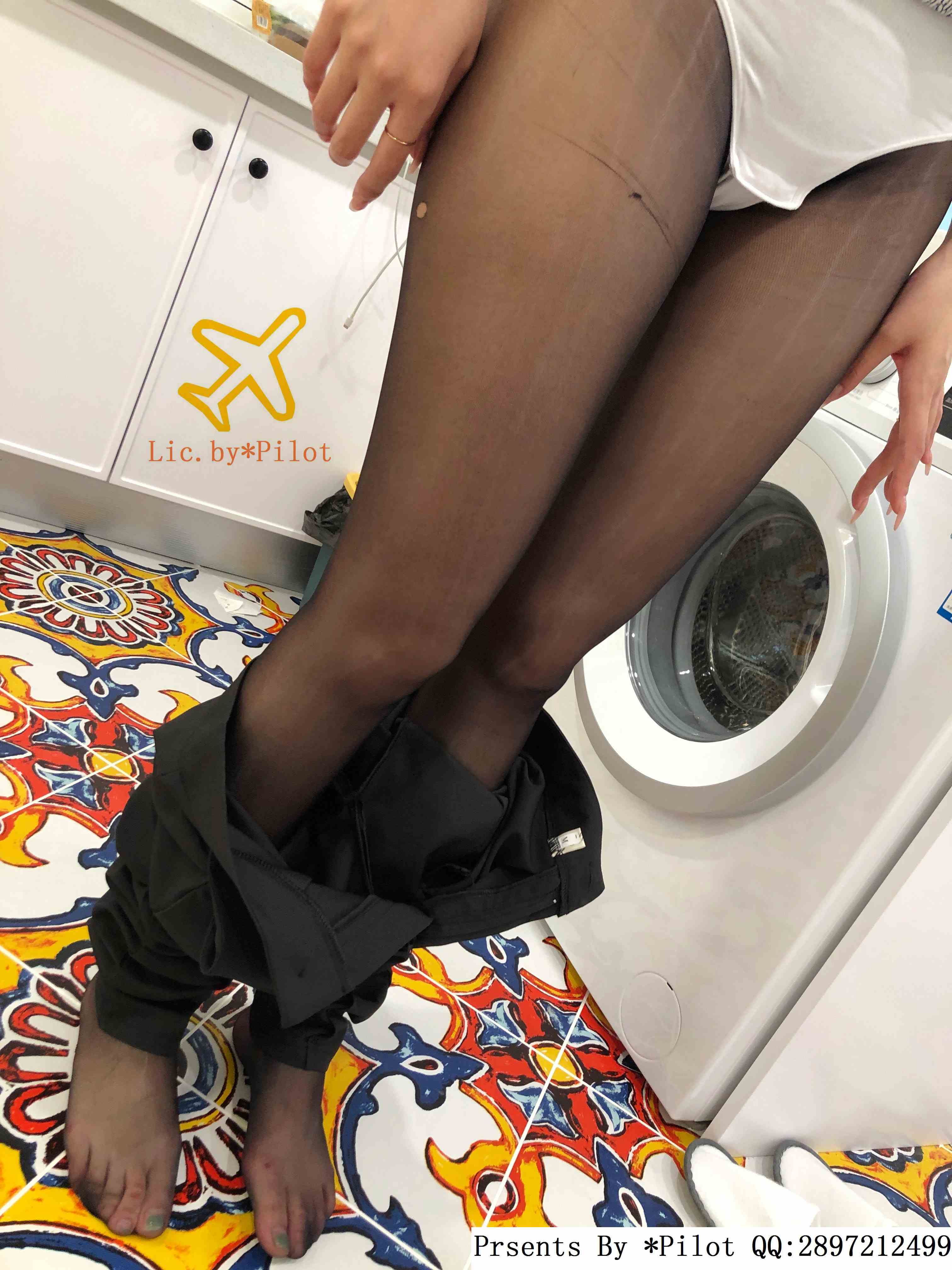 China Beauty Legs and feet 657