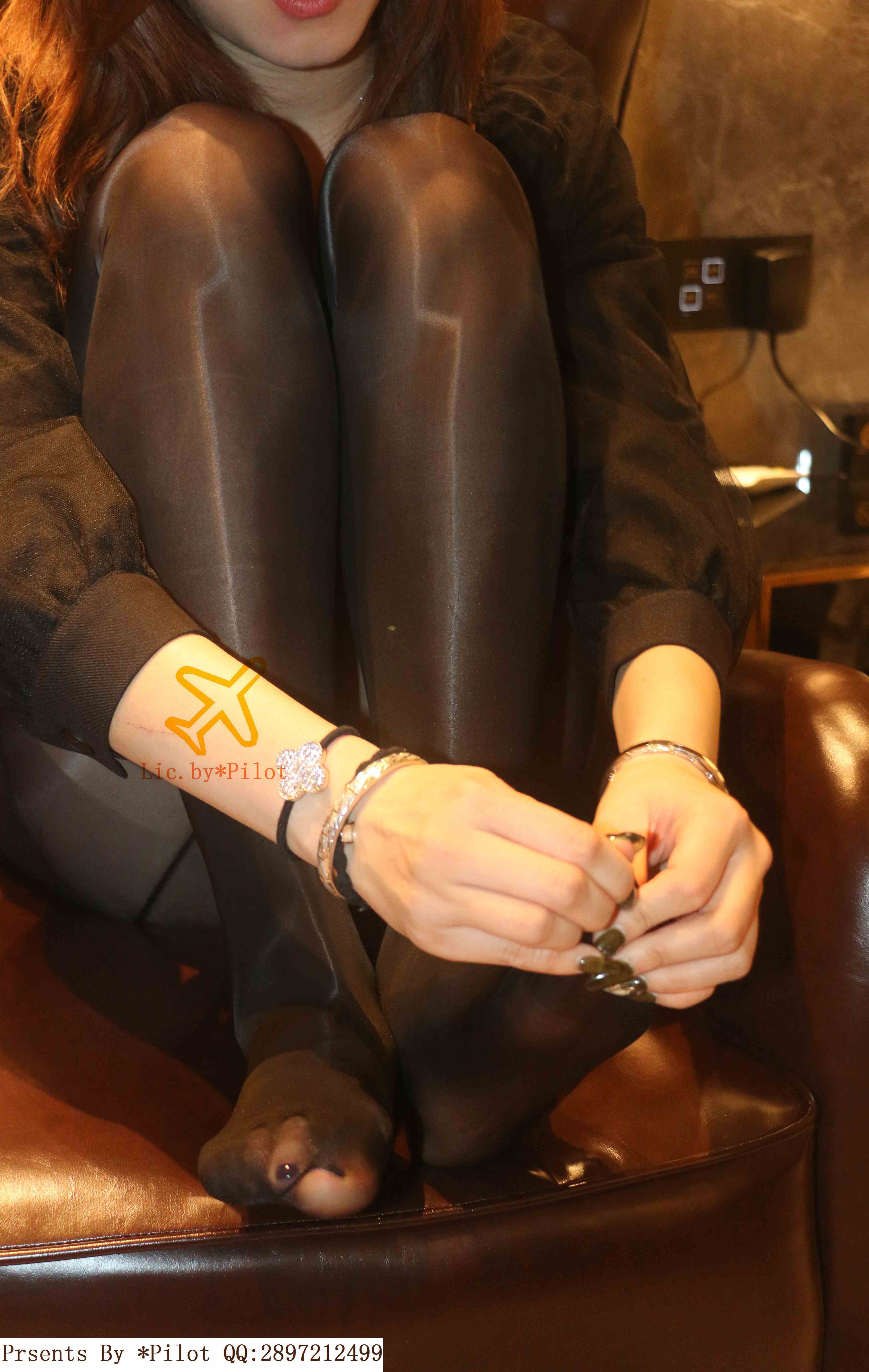 China Beauty Legs and feet 658