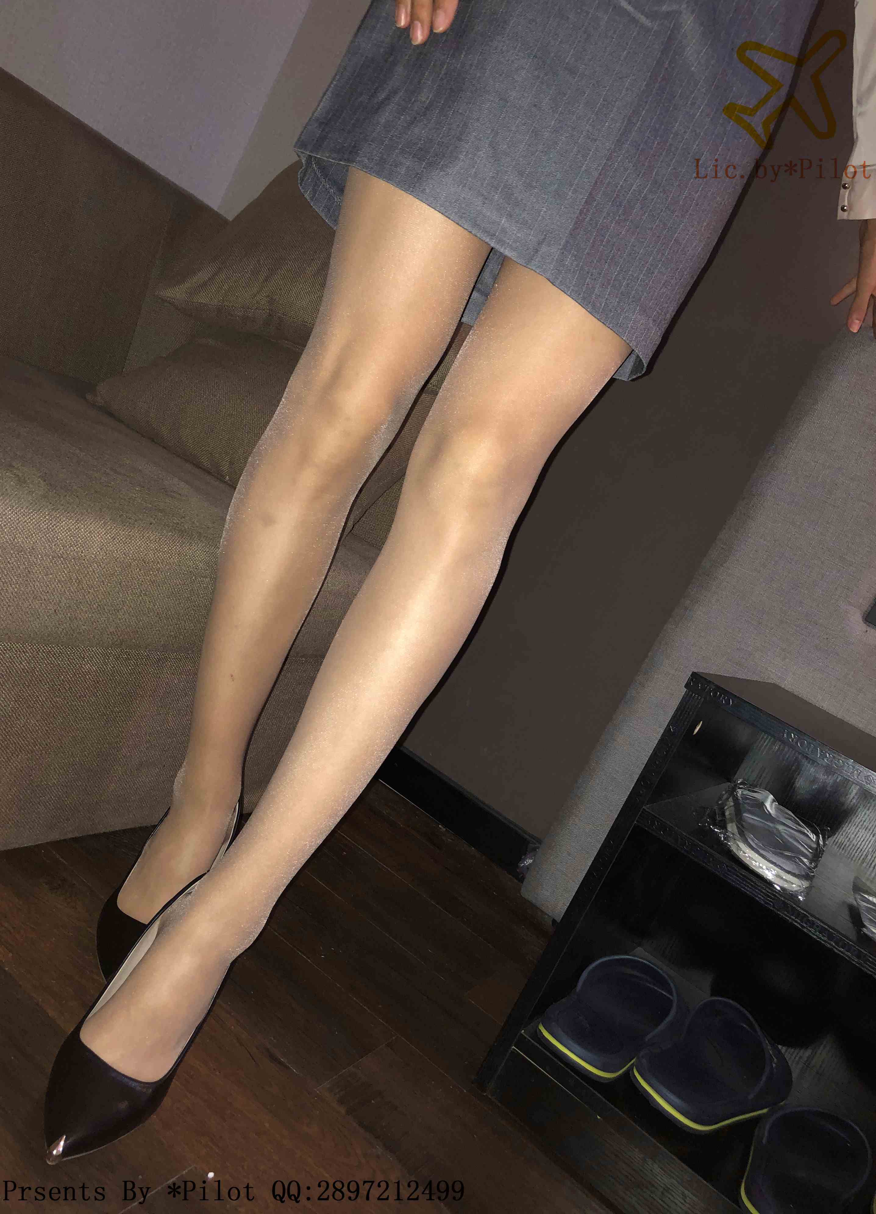 China Beauty Legs and feet 660