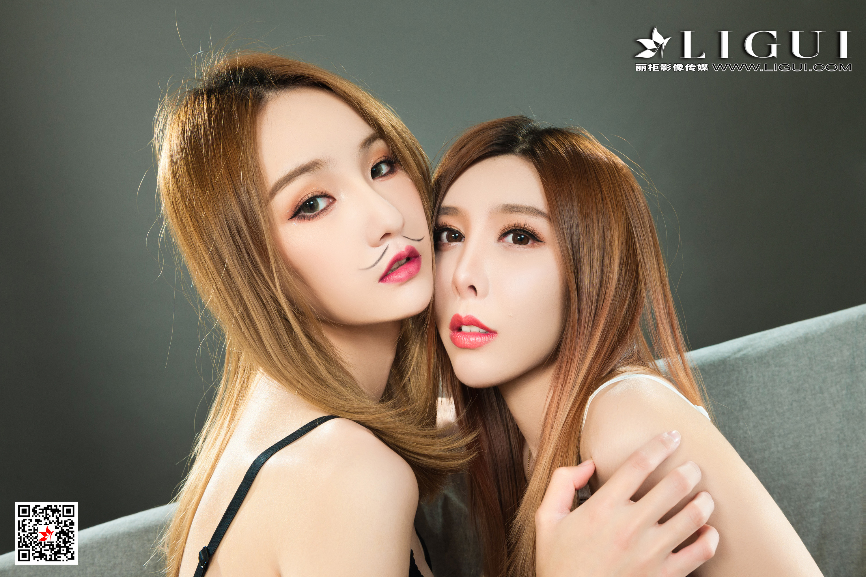 Foot Fetish Twin Flowers 81