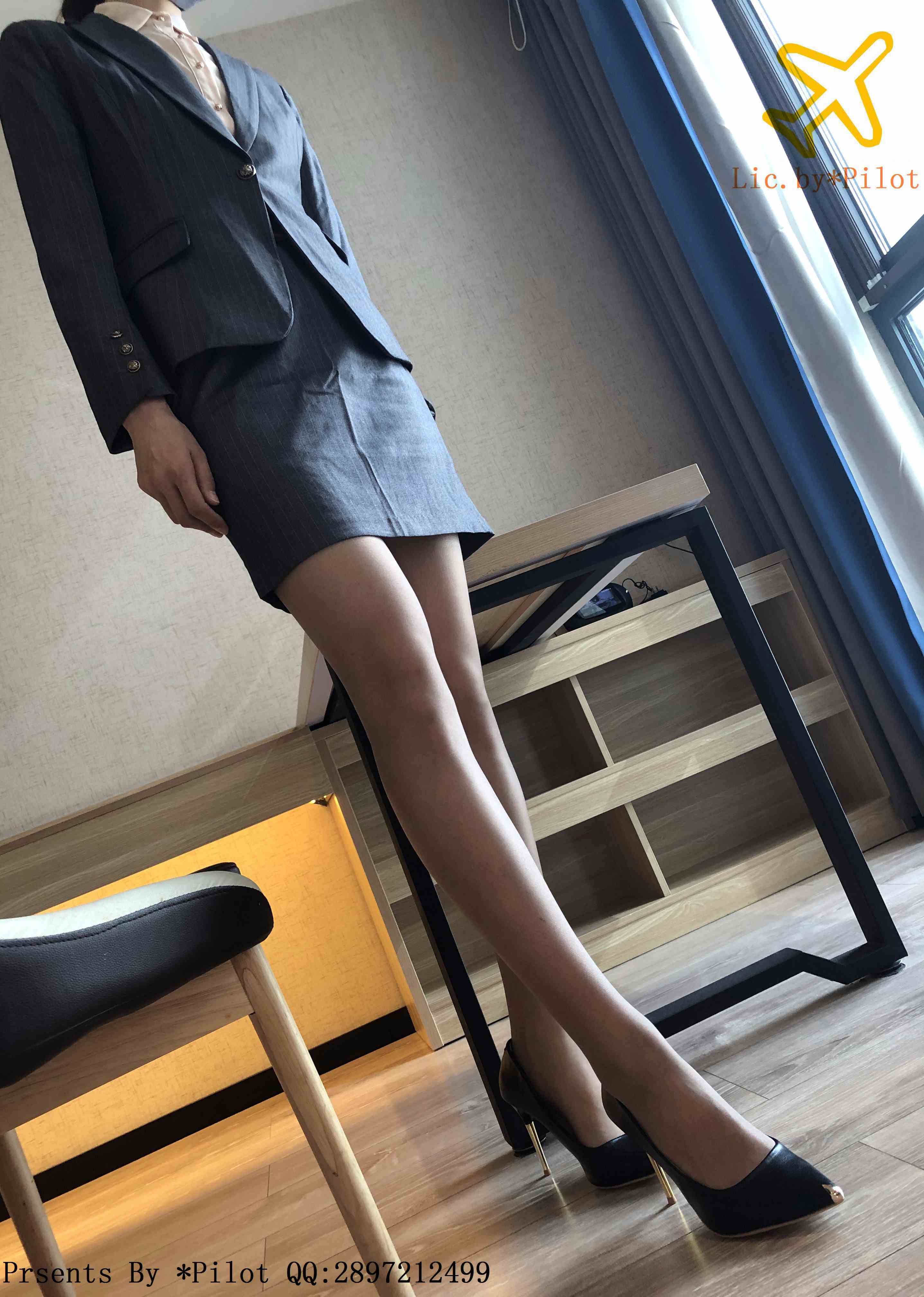 China Beauty Legs and feet 661