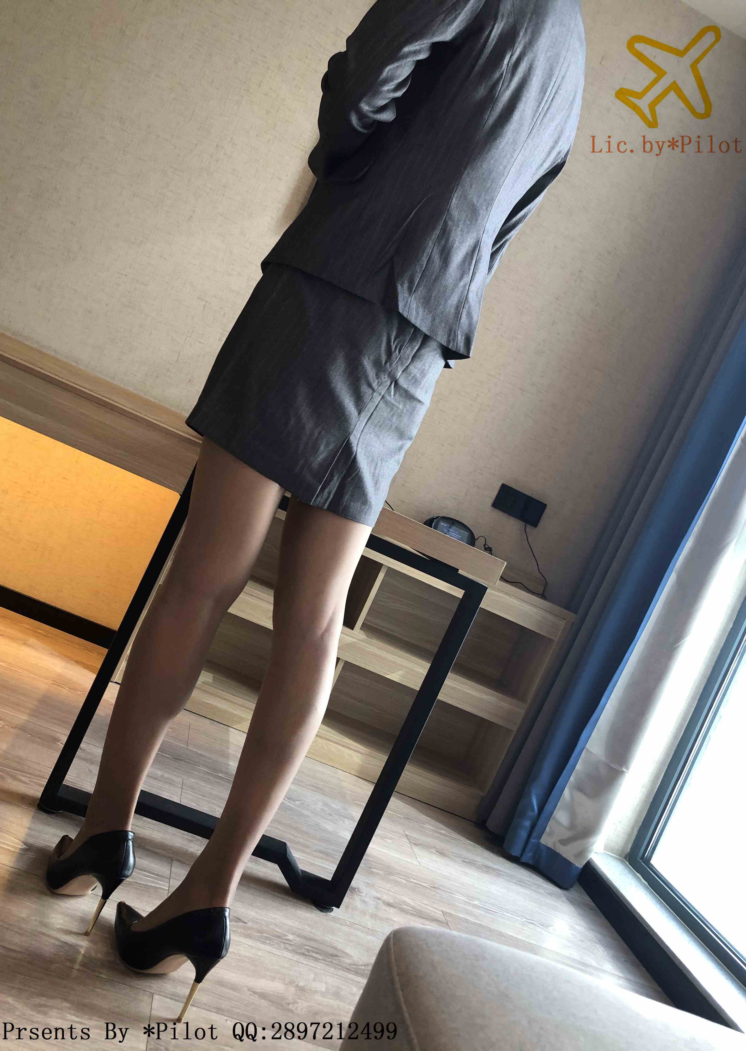 China Beauty Legs and feet 661